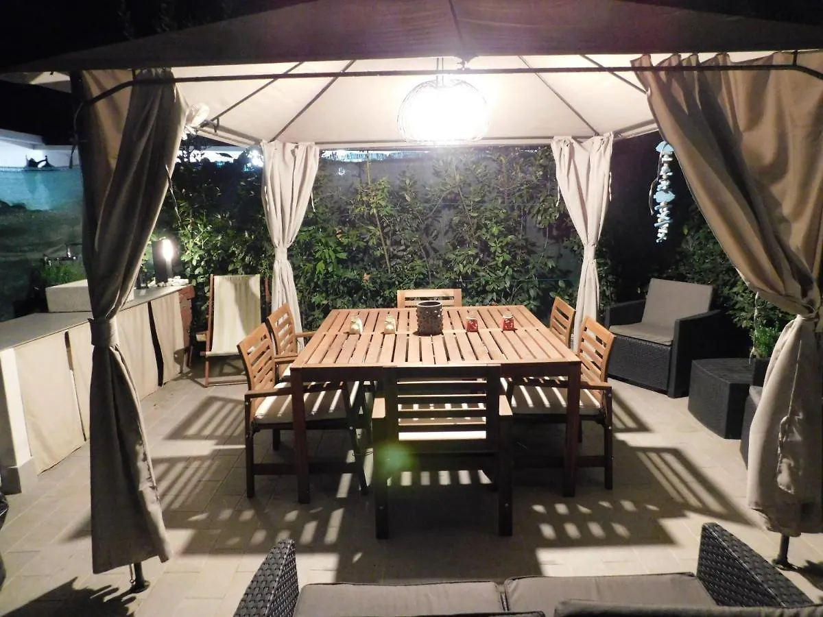 Holiday home Versilia Tonfano Villetta Marina di Pietrasanta Italy